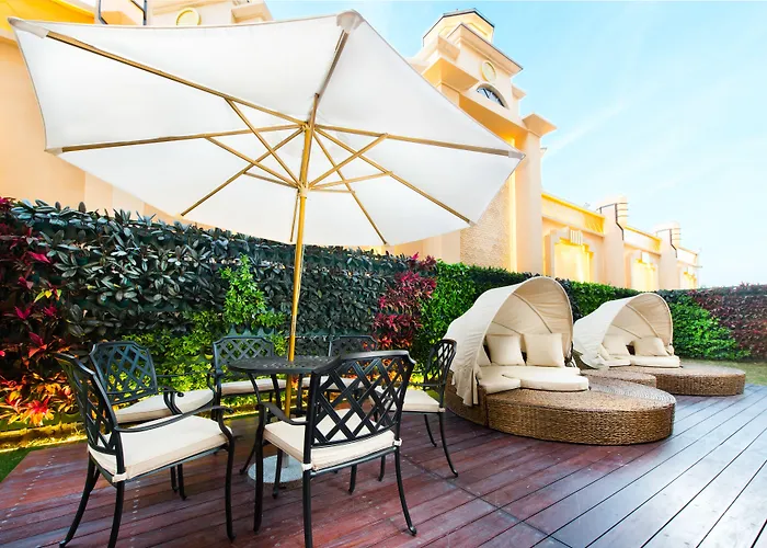 Legend Palace Hotel