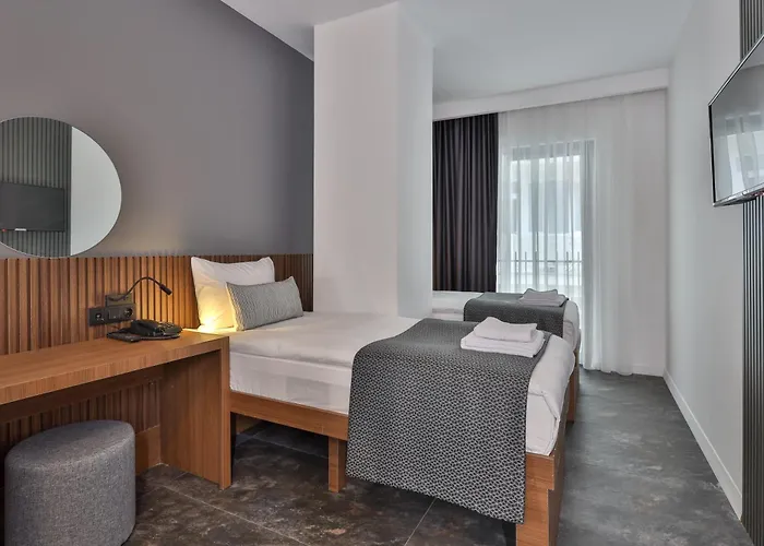 Wolf Of The City Hotel & Spa